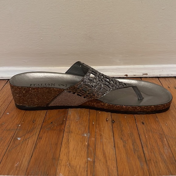 Italian Shoemakers silver sparkle sandals - Picture 3 of 7